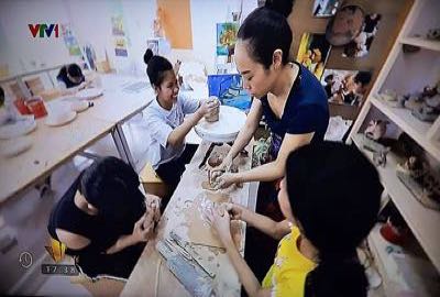 Television program about Elis Art House